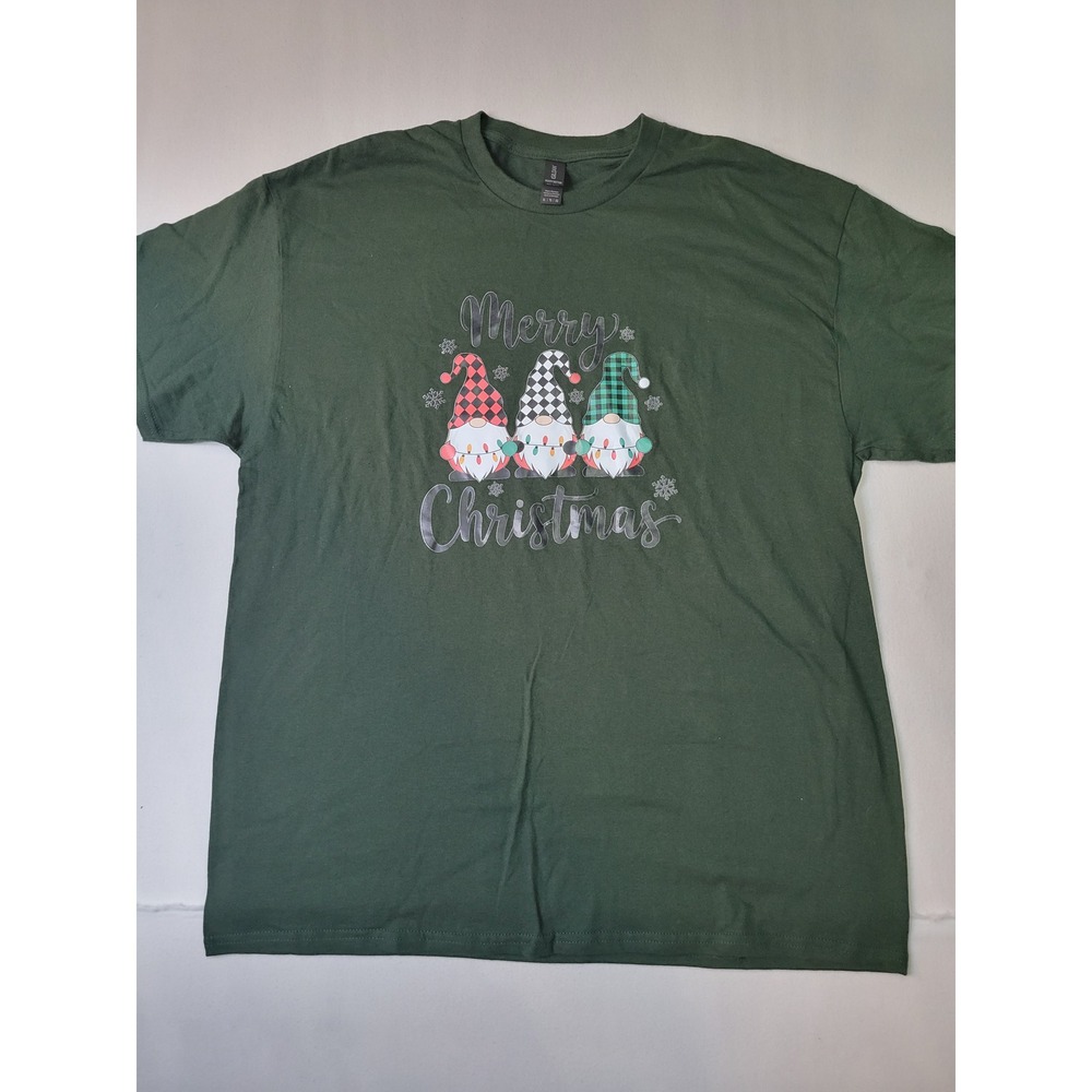 Gildan Heavy Cotton Merry Christmas Gnomes T-Shirt XL Green Buffalo Plaid 2324